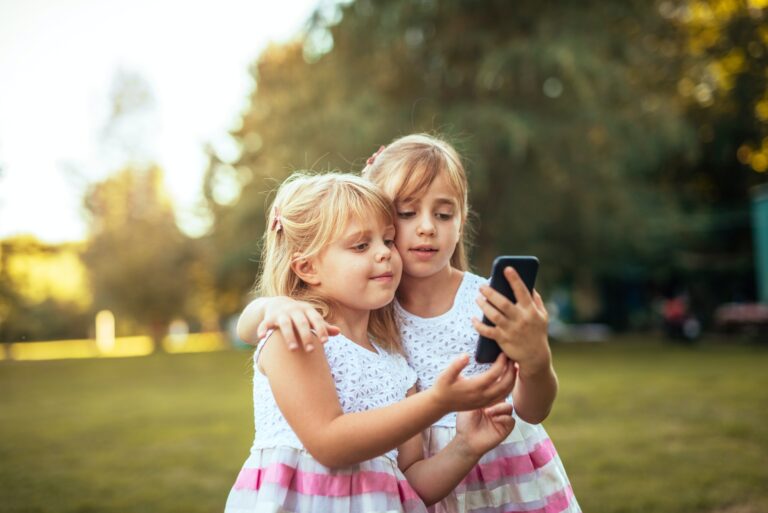 Kids love smartphones